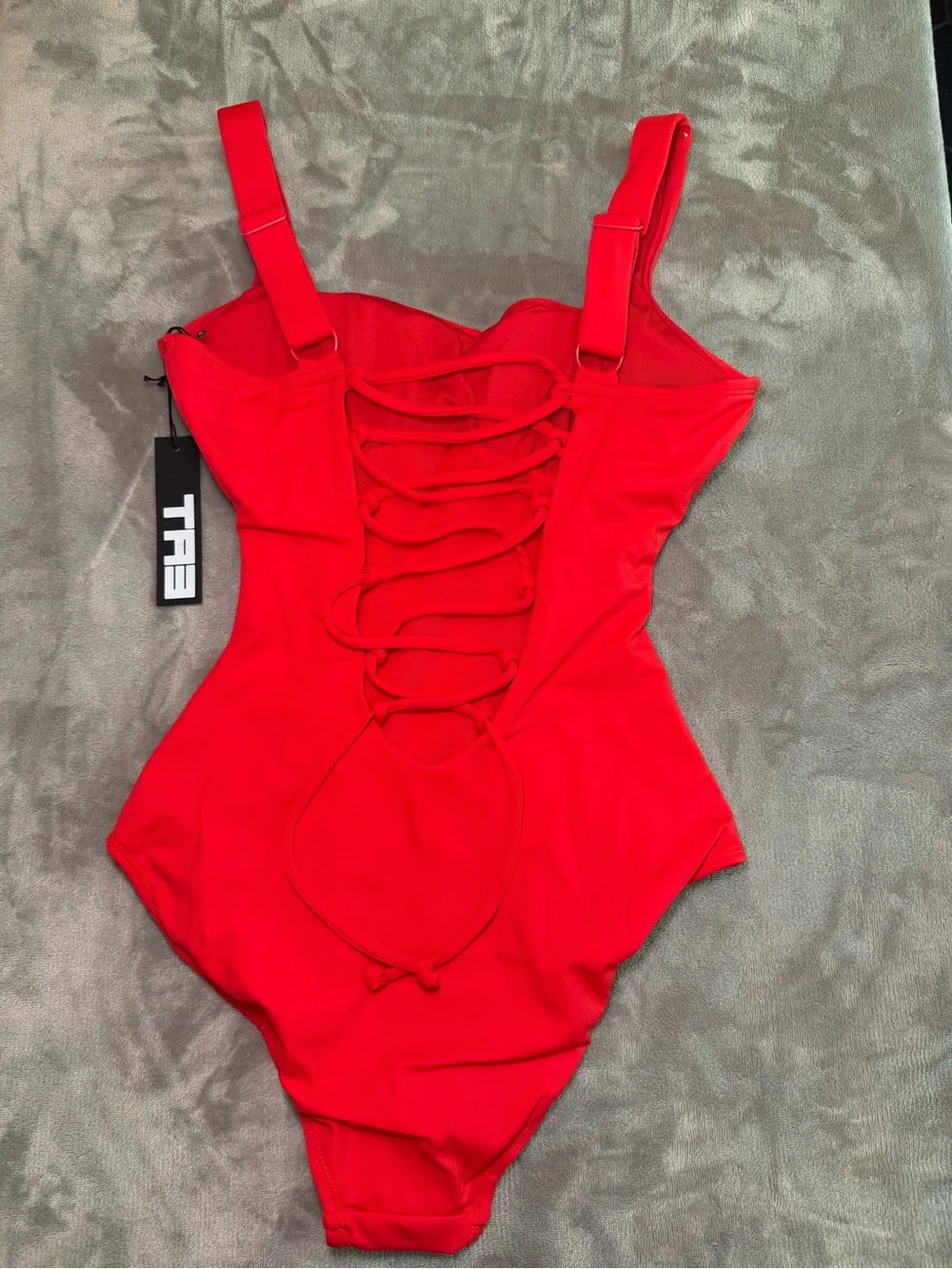 Ta3 bold red
